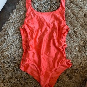 🌸 Amuse Society One-Piece Swimsuit🌸